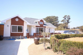 Mongsanpo High Beach Pension